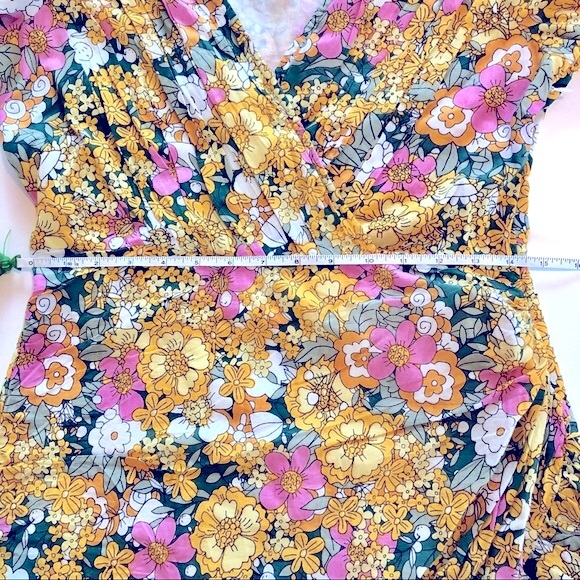 💠 Rahi Floral Mini Dress - Picture 6 of 11